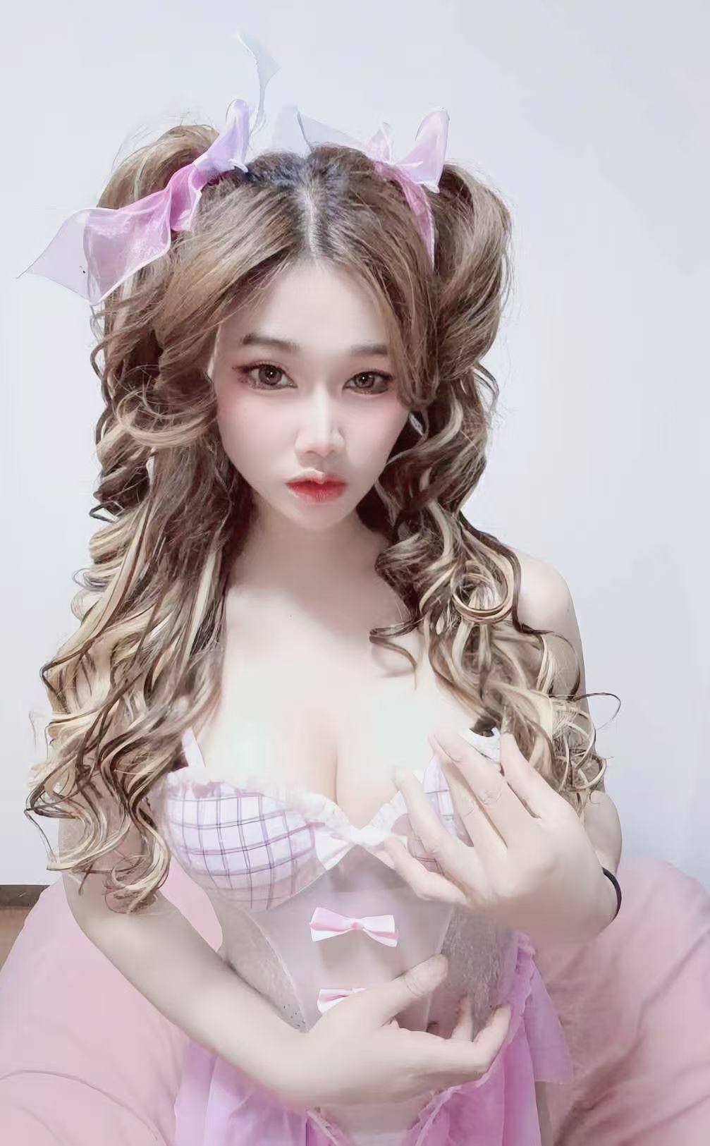 新人さなちゃん（22歳）