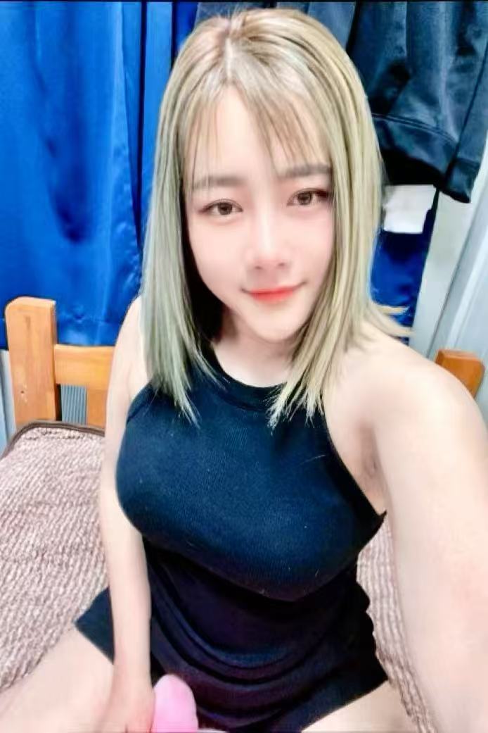 新人みゆき（22歳）